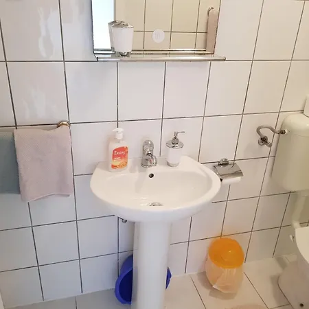 Apartment Dekovic Primosten