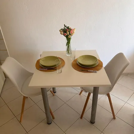 Dekovic * 프리모스턴