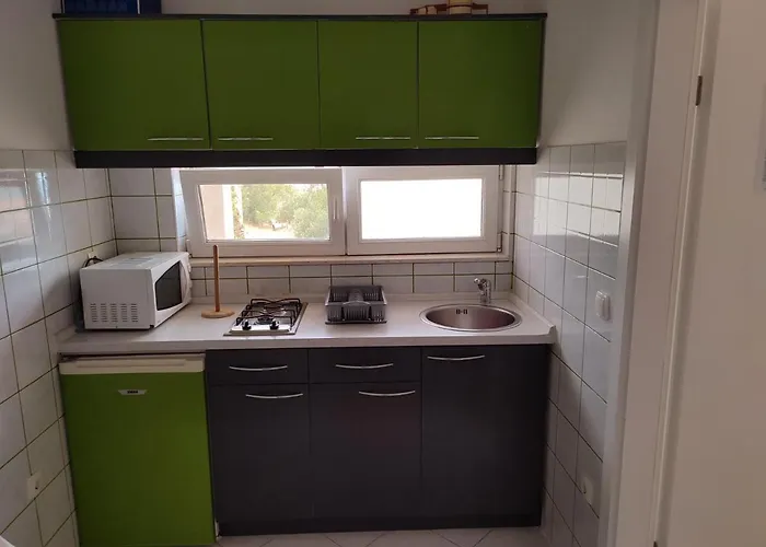 Dekovic * Primošten