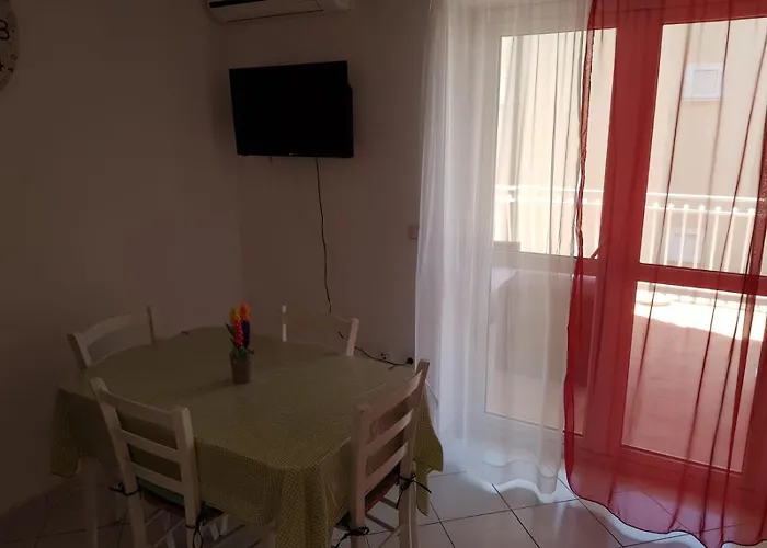 Dekovic * Primošten